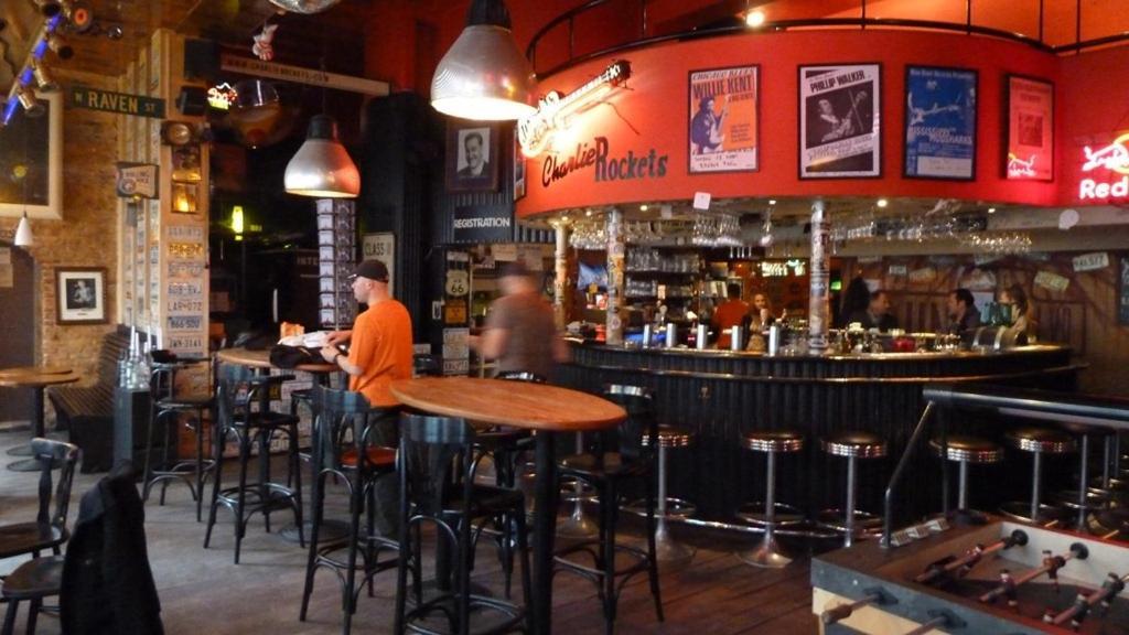 Charlie Rockets Youth Hostel Bruges Esterno foto
